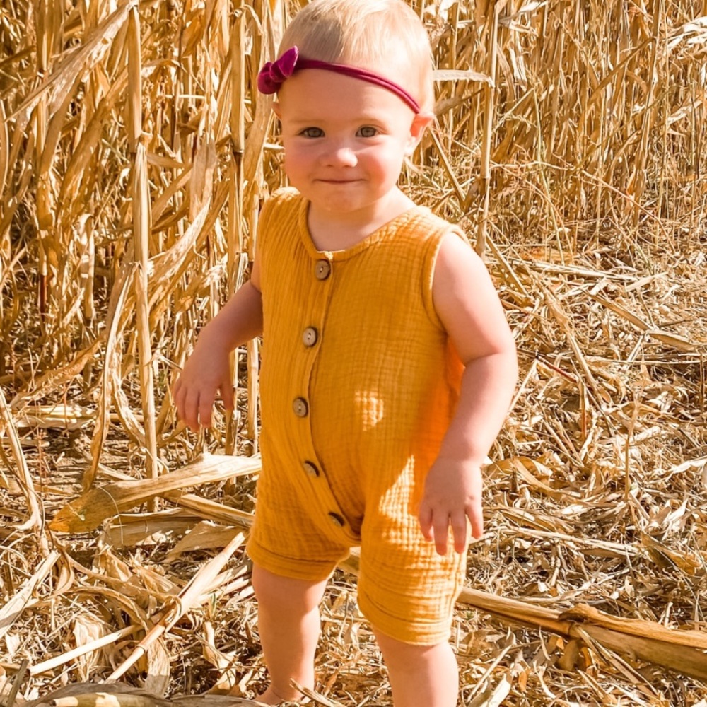 Mustard yellow jumper